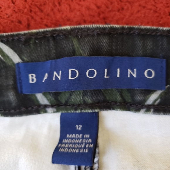 Black floral jeans - Picture 4 of 5